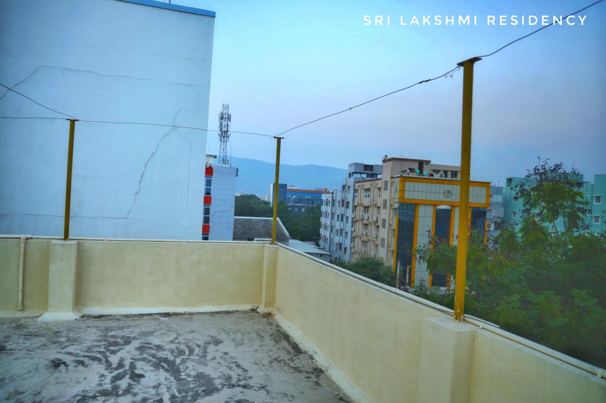 Sri Lakshmi Residency Ξενοδοχείο Τιρουπάτι Εξωτερικό φωτογραφία