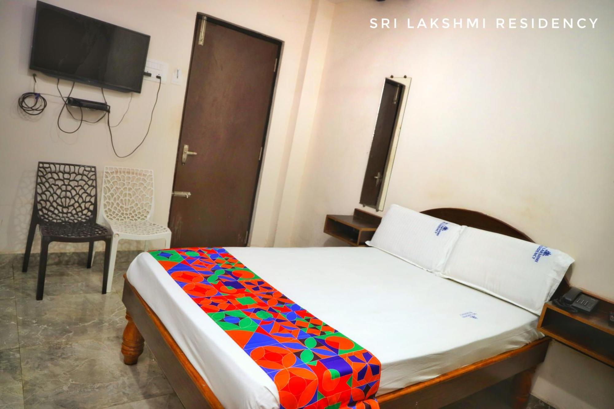 Sri Lakshmi Residency Ξενοδοχείο Τιρουπάτι Εξωτερικό φωτογραφία