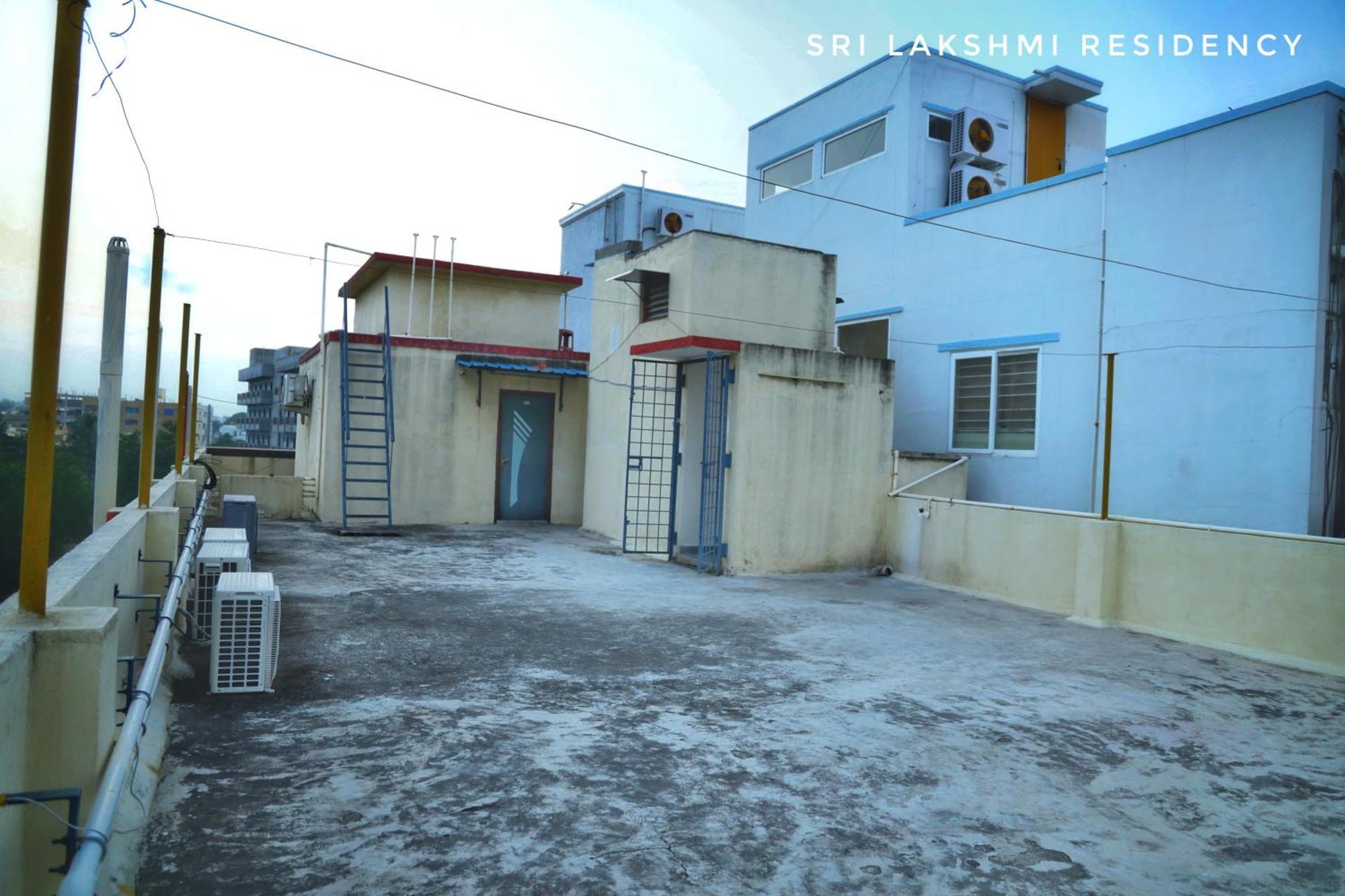 Sri Lakshmi Residency Ξενοδοχείο Τιρουπάτι Εξωτερικό φωτογραφία